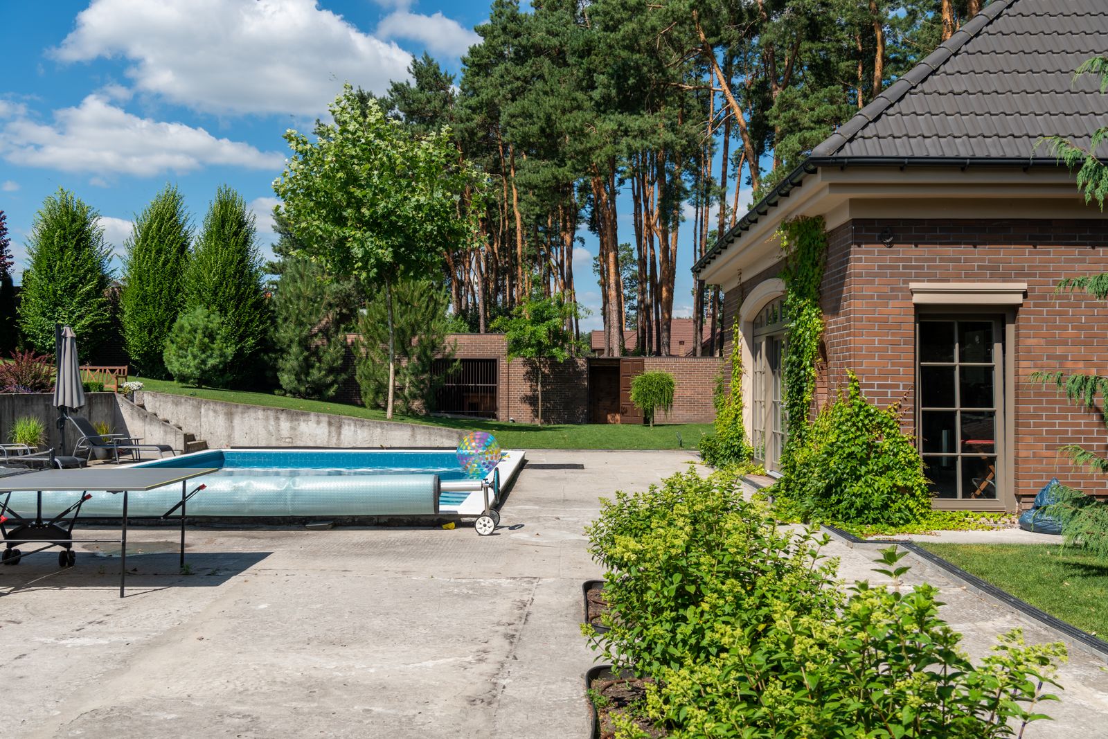 Final Walkthrough — Sunnyside Pools & Spas